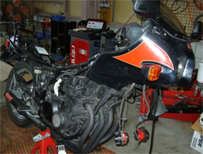 1984年型カワサキ GPZ400F